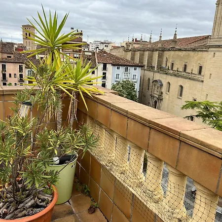 Atico Catedral Barbacoa Y Aire Sin Ascensor By Apartamentos Logrono Exterior photo